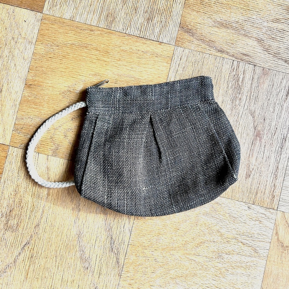 Murval Wristlet Handbag